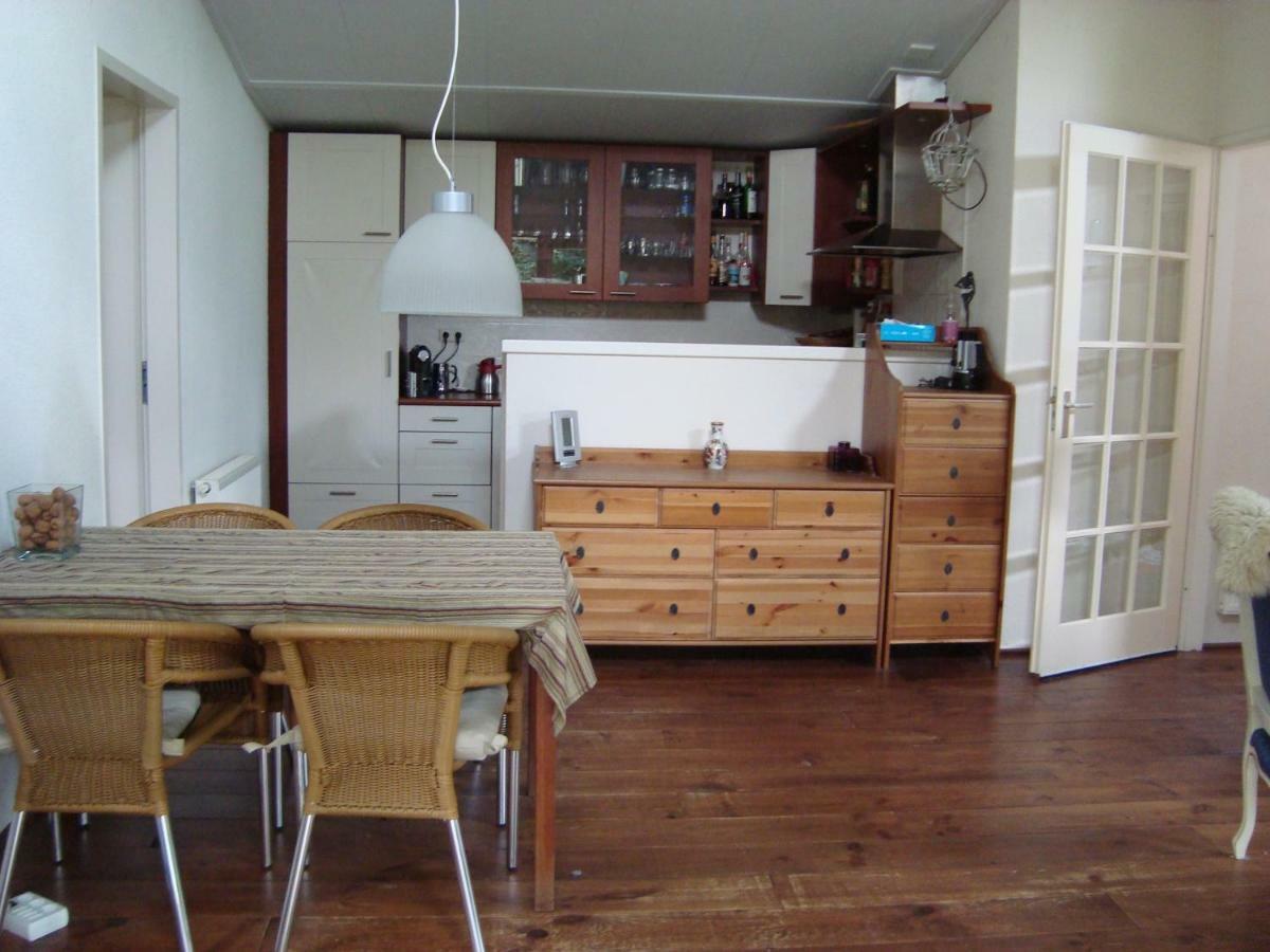 Vakantiehuis Petrarca Putten Buitenkant foto